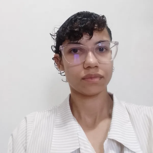Retrato de Sabrina Nogueira Tavares